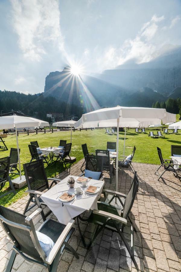 Hotel Sella***s Selva di Val Gardena Esterno foto