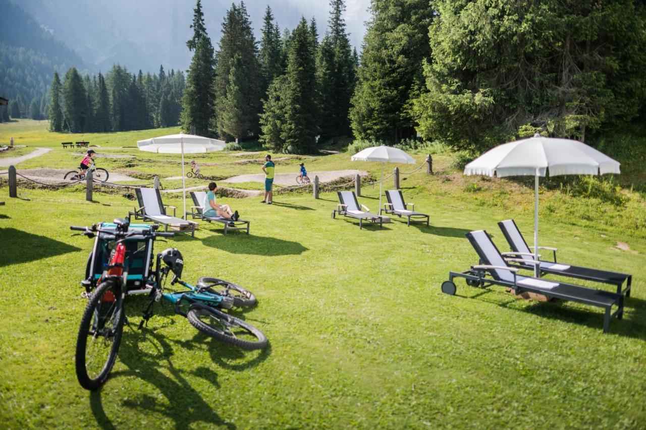 Hotel Sella***s Selva di Val Gardena Esterno foto